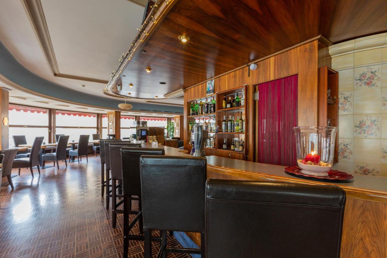 Hotel Athmos La Chaux De Fonds Ngoại thất bức ảnh