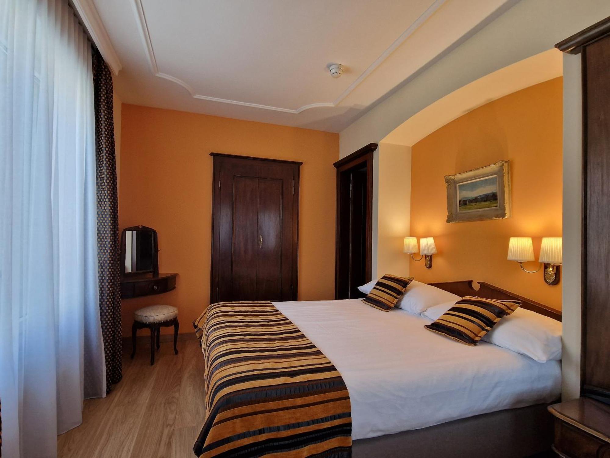 Hotel Athmos La Chaux De Fonds Ngoại thất bức ảnh