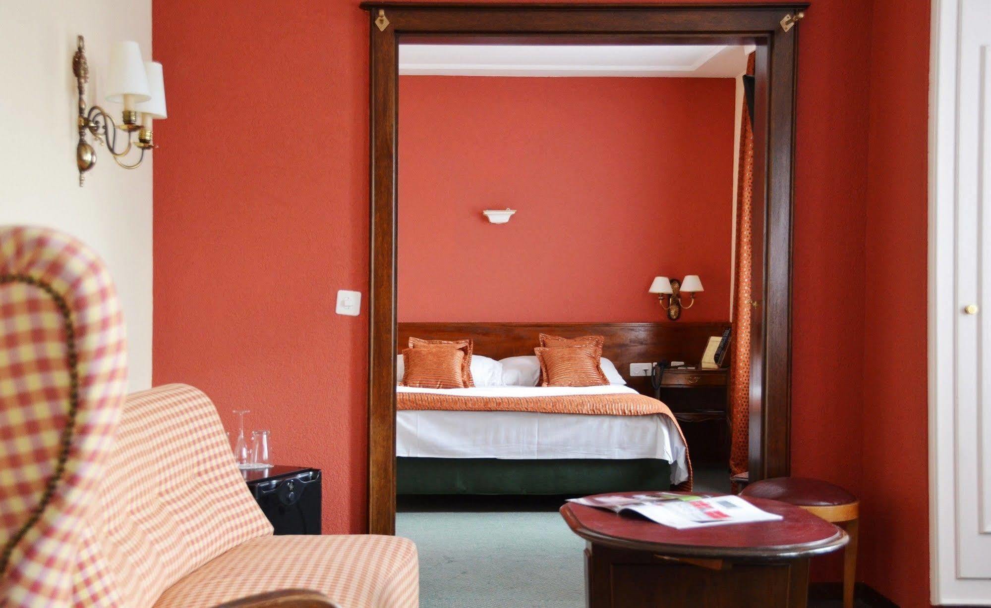 Hotel Athmos La Chaux De Fonds Ngoại thất bức ảnh